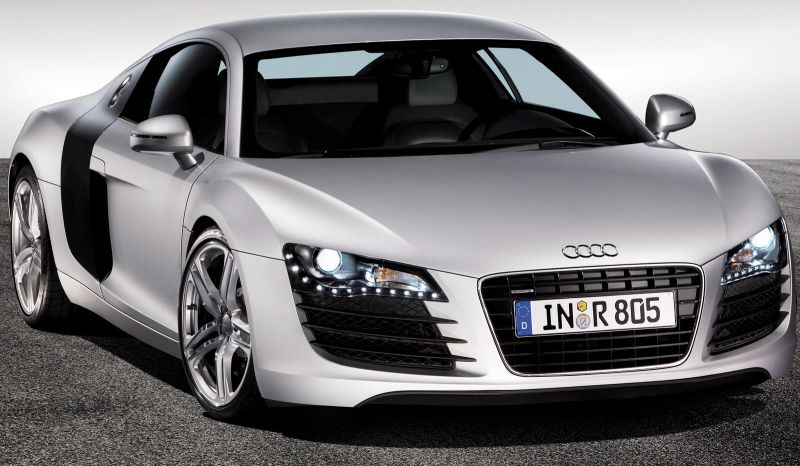 http://www.forum-peugeot.com/Forum/mesimages/12913/audi_r8 bis.jpg